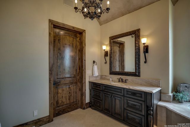 35 Winged Foot, Boerne, TX 78006