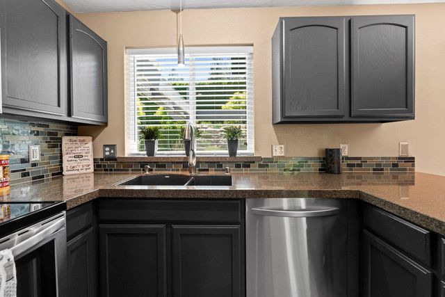 4724 E 15th Ave, Spokane Valley, WA 99212