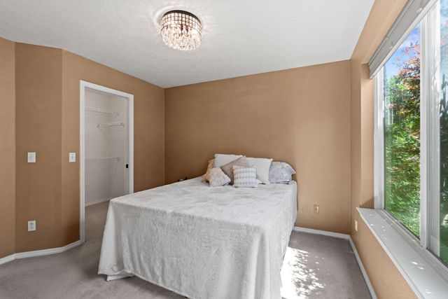 4724 E 15th Ave, Spokane Valley, WA 99212
