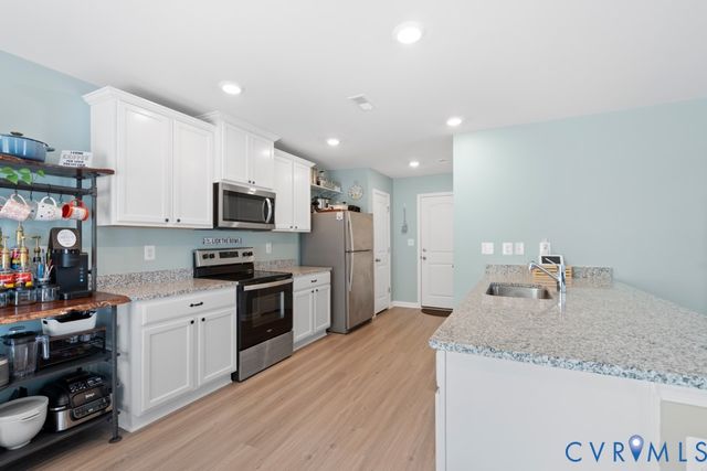 7911 Honeybee Ct, Prince George, VA 23860