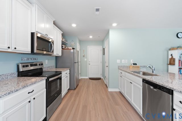 7911 Honeybee Ct, Prince George, VA 23860