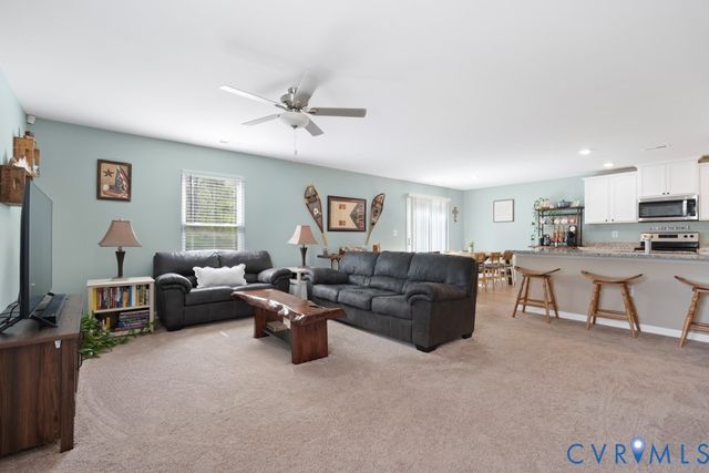 7911 Honeybee Ct, Prince George, VA 23860