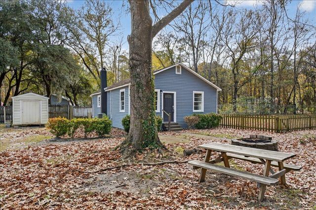 2004 Valnore Road, Johns Island, SC 29455