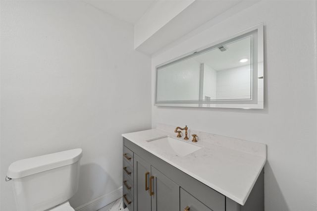 5826 Spruce Forest Drive, Houston, TX 77092