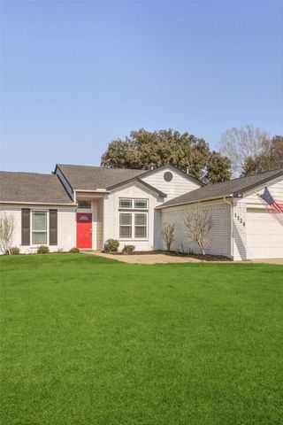 1226 Eaton, Grapevine, TX 76051