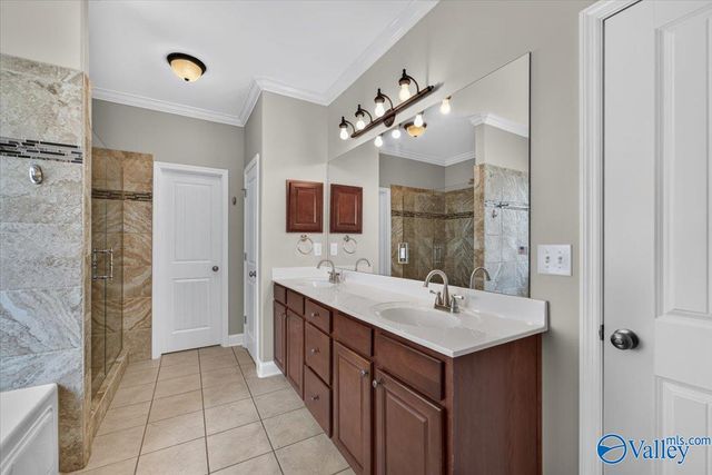 2512 Oxmoor Blvd, Huntsville, AL 35803