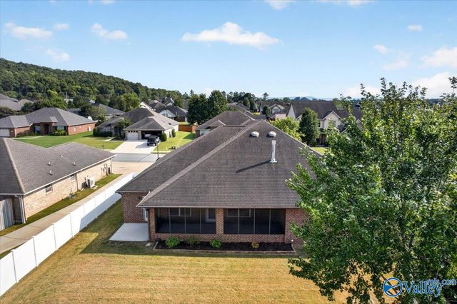 2512 Oxmoor Blvd, Huntsville, AL 35803