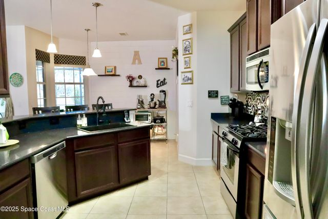 219 Abernathy Circle SE, Palm Bay, FL 32909