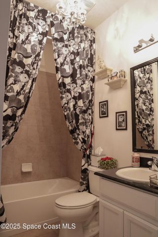 219 Abernathy Circle SE, Palm Bay, FL 32909