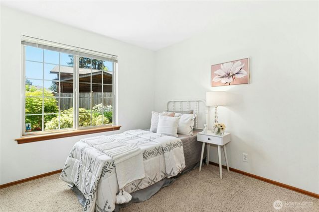14222 108th Avenue NE, Kirkland, WA 98034