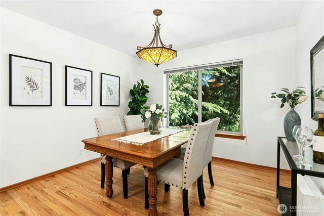 14222 108th Avenue NE, Kirkland, WA 98034