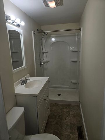456-458 Page Blvd, Springfield, MA 01104