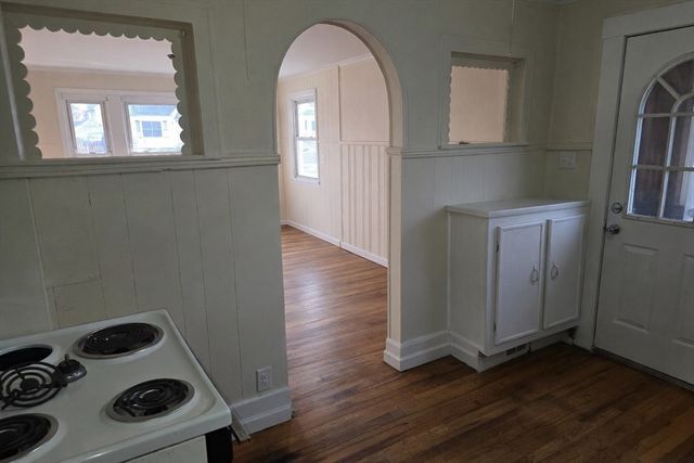 456-458 Page Blvd, Springfield, MA 01104