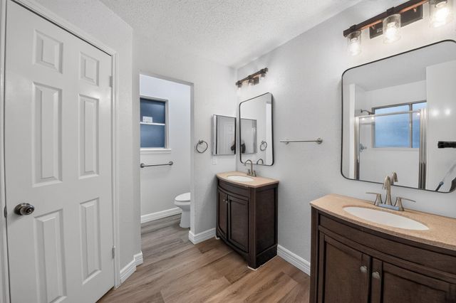15410 Wildwood Lake Drive, Houston, TX 77083
