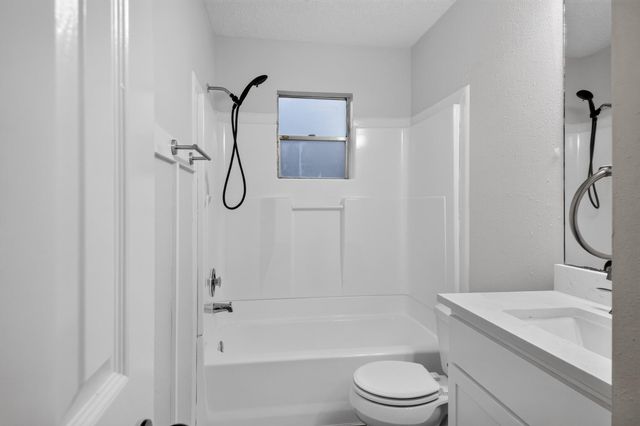 15410 Wildwood Lake Drive, Houston, TX 77083