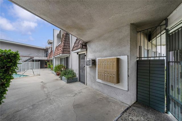 2025 Las Vegas Avenue 3, Pomona, CA 91767