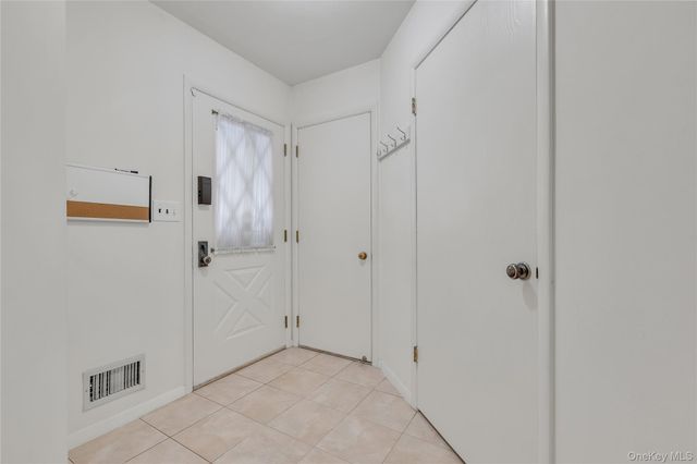 158 Carriage Court B, Yorktown Heights, NY 10598