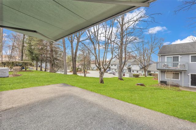 158 Carriage Court B, Yorktown Heights, NY 10598