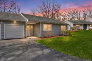 158 Carriage Court B, Yorktown Heights, NY 10598
