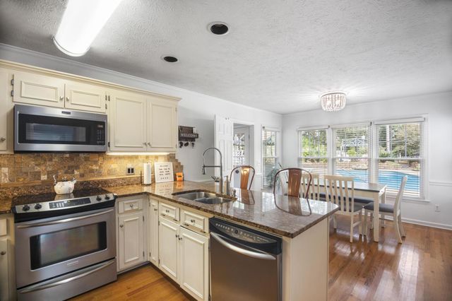 225 Cheltenham Drive, Aiken, SC 29803