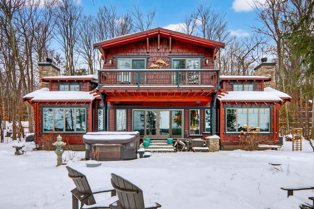 11720 Easy Street, Kewadin, MI 49648