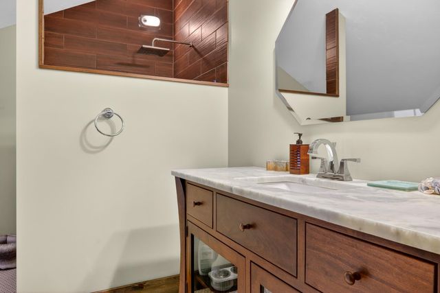 11720 Easy Street, Kewadin, MI 49648