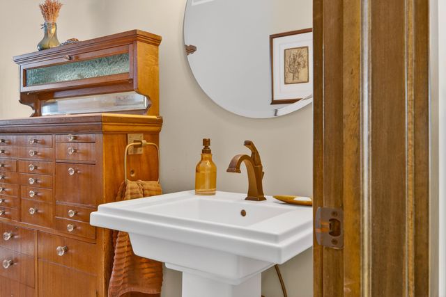 11720 Easy Street, Kewadin, MI 49648