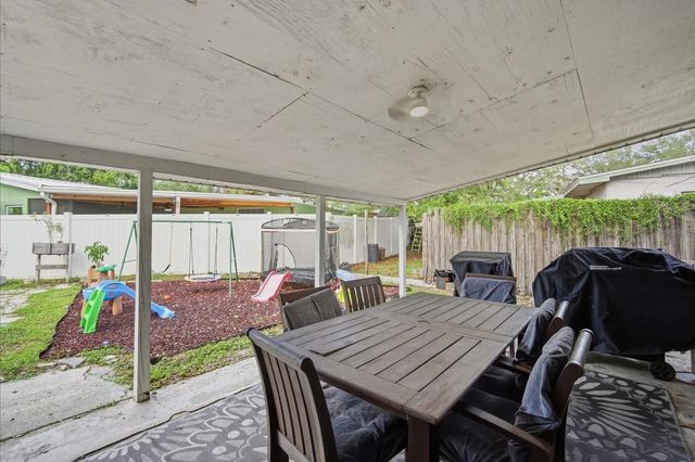 7506 CORAL VINE LANE, Tampa, FL 33619