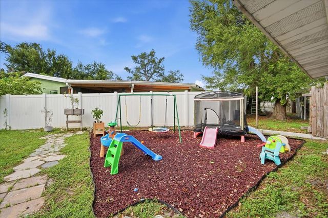 7506 CORAL VINE LANE, Tampa, FL 33619