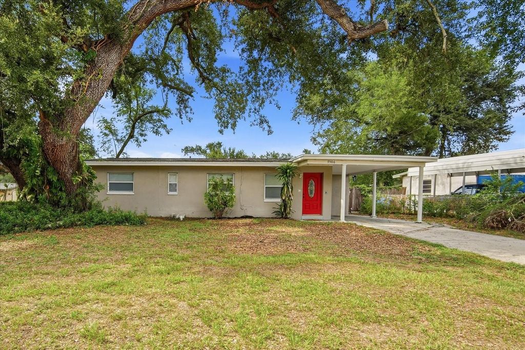 7506 CORAL VINE LANE, Tampa, FL 33619