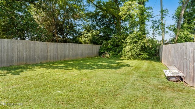 8826 Asheville Hwy, Knoxville, TN 37924