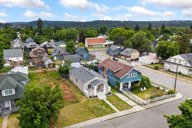2621 W Sharp Ave, Spokane, WA 99201