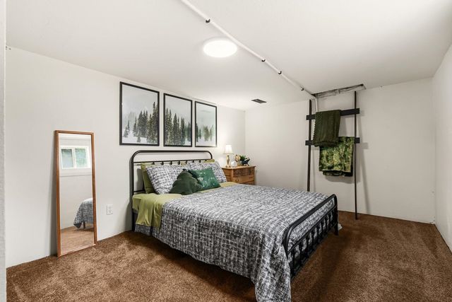 2621 W Sharp Ave, Spokane, WA 99201