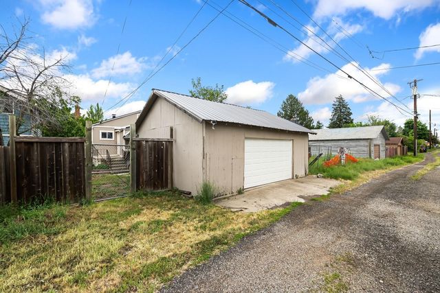 2621 W Sharp Ave, Spokane, WA 99201