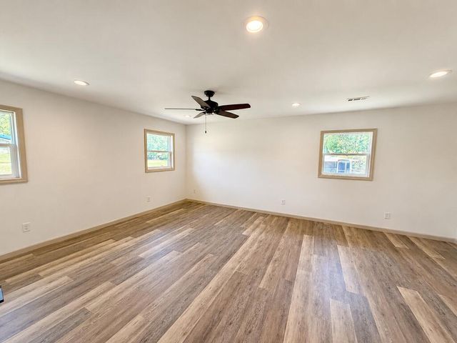 602 Lakewood Dr, Dothan, AL 36301