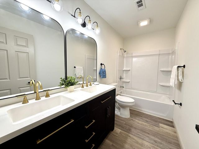 602 Lakewood Dr, Dothan, AL 36301