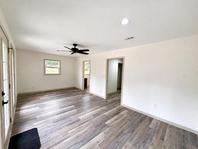 602 Lakewood Dr, Dothan, AL 36301