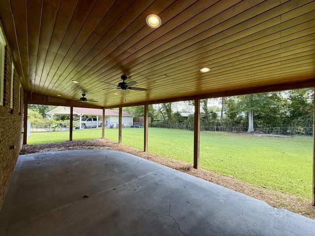 602 Lakewood Dr, Dothan, AL 36301