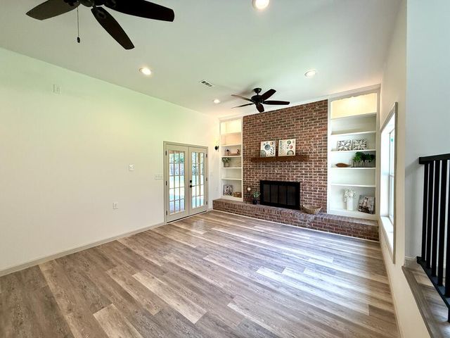 602 Lakewood Dr, Dothan, AL 36301