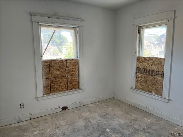 210 East Colvin Street, Syracuse, NY 13205