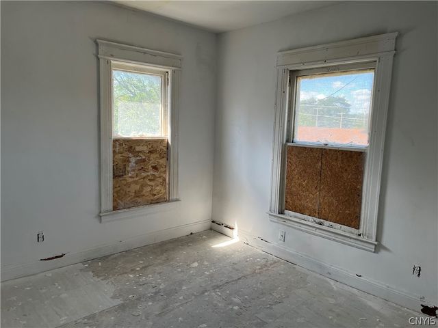 210 East Colvin Street, Syracuse, NY 13205