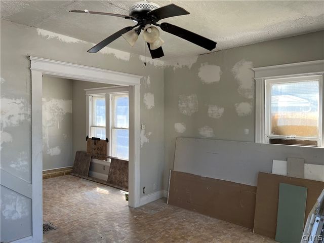 210 East Colvin Street, Syracuse, NY 13205