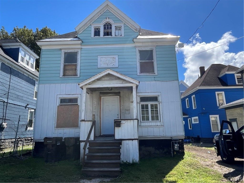 210 East Colvin Street, Syracuse, NY 13205