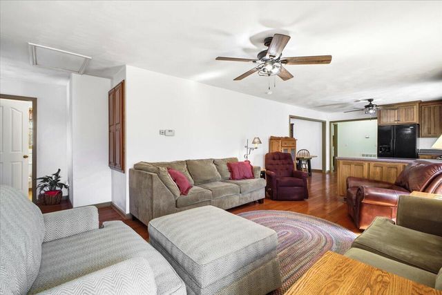 3282 Absalom Smith RD, Salem, VA 24153