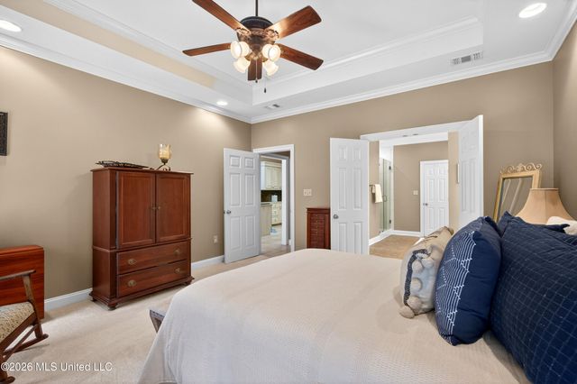 37 Cedarow, Hattiesburg, MS 39402
