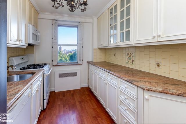 3135 Johnson Ave Apt 12C, New York City, NY 10463