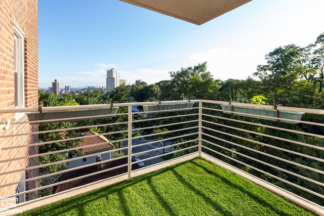 3135 Johnson Ave Apt 12C, New York City, NY 10463