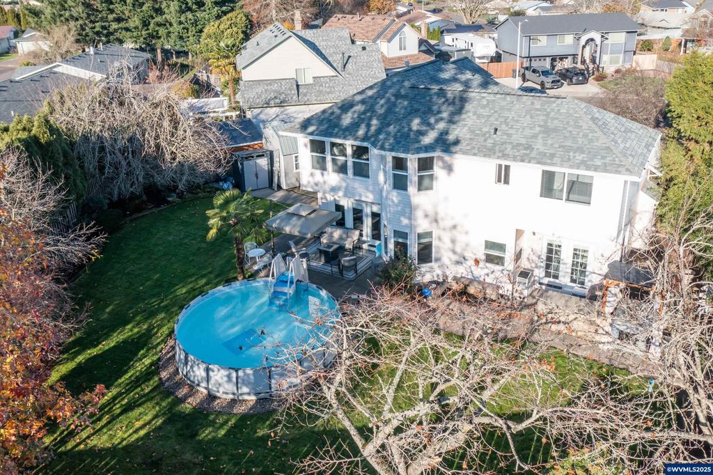 Image 46 of property listing at 925 Scepter Ct NE, Salem, OR 97301