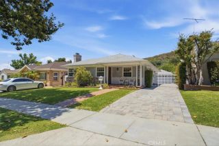 2049 E Glenoaks, Glendale, CA 91206