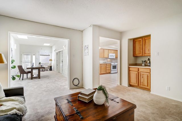 1391 Wagon Train Drive SE, Albuquerque, NM 87123